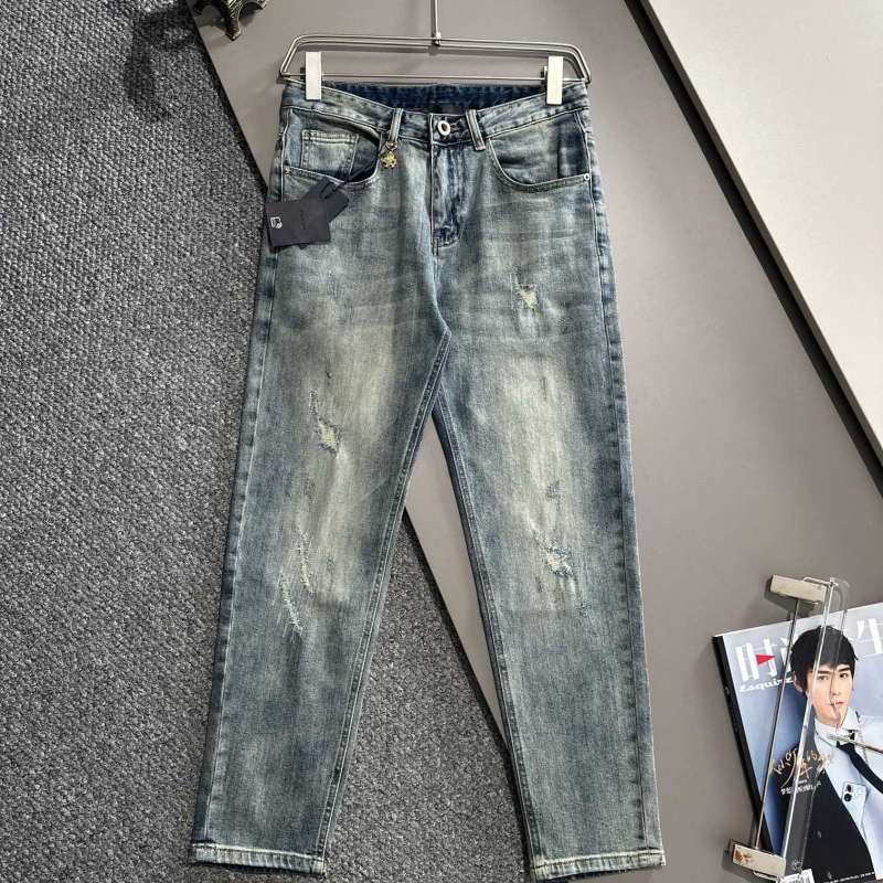 Pra*a jeans